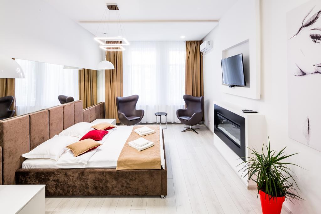 Avangard Kulisha DeLuxe Apartment Lviv Bagian luar foto