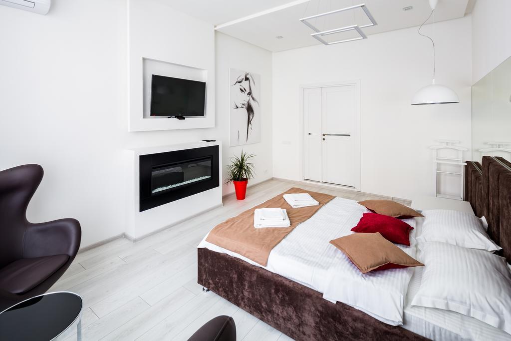 Avangard Kulisha DeLuxe Apartment Lviv Bagian luar foto